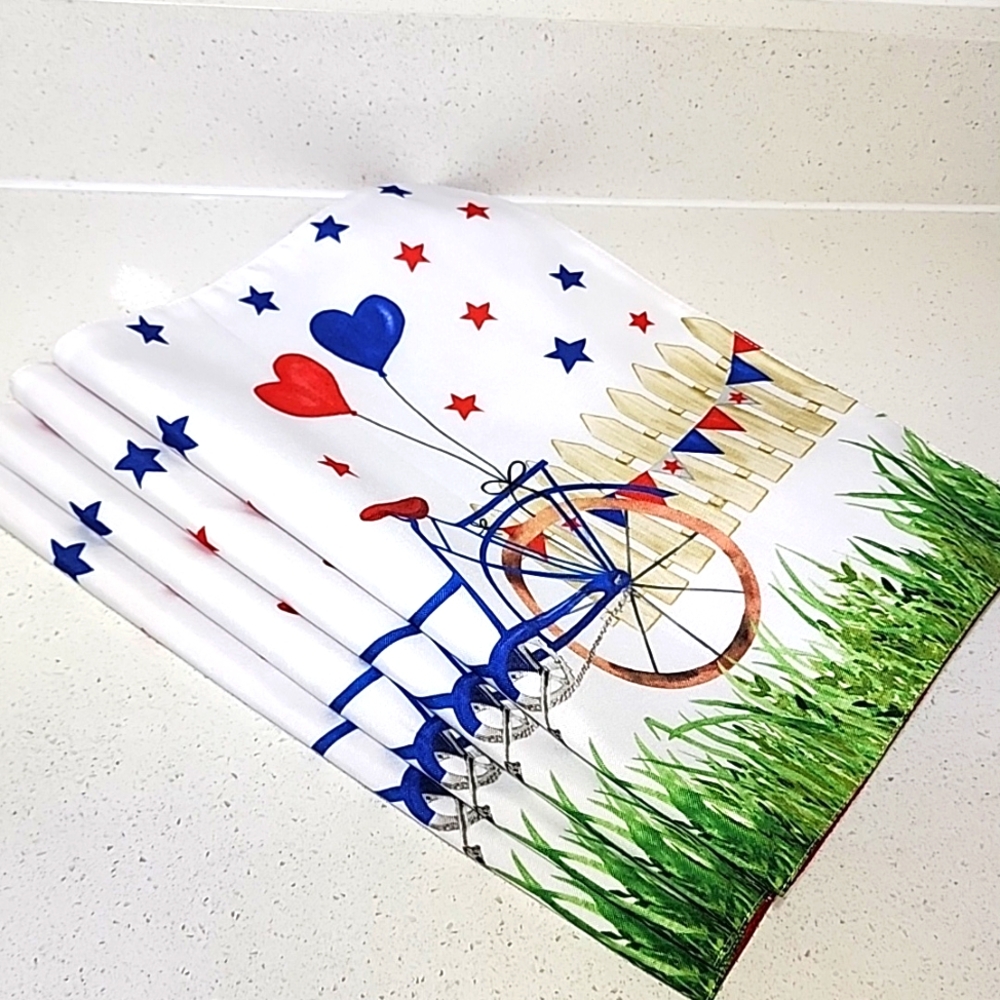 Placemats Patriotic Bicycle Themed. New No Tags. Red, White And Blue. Set Of 4.